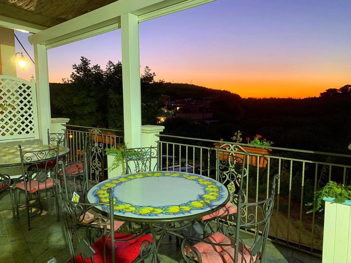 ונטוטנה Hotel Isolabella מראה חיצוני תמונה