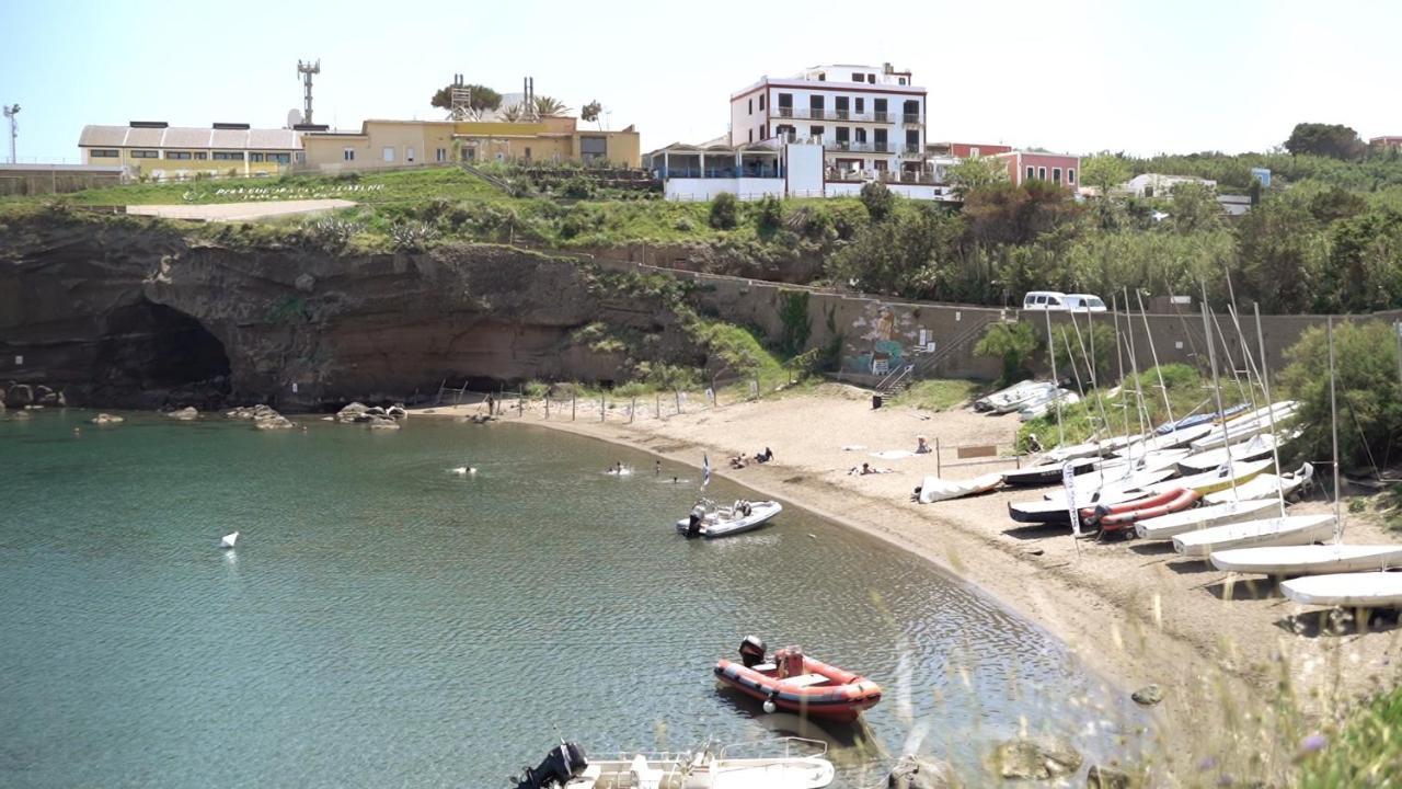ונטוטנה Hotel Isolabella מראה חיצוני תמונה