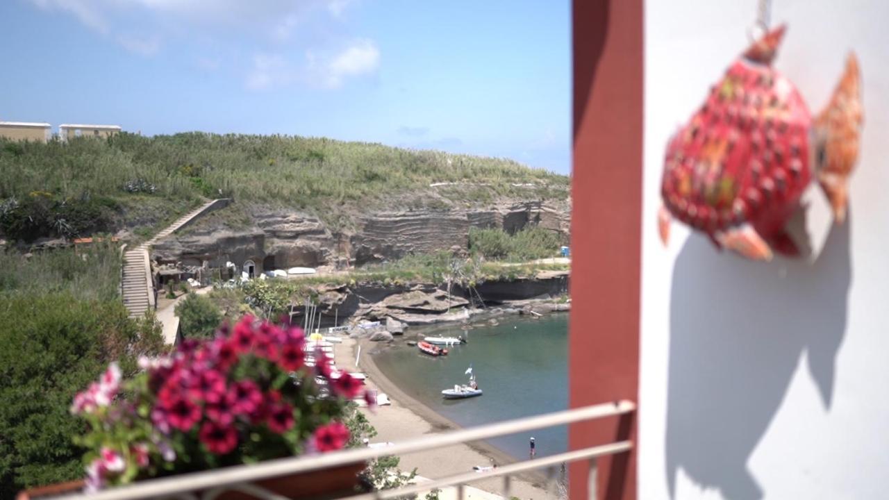 ונטוטנה Hotel Isolabella מראה חיצוני תמונה