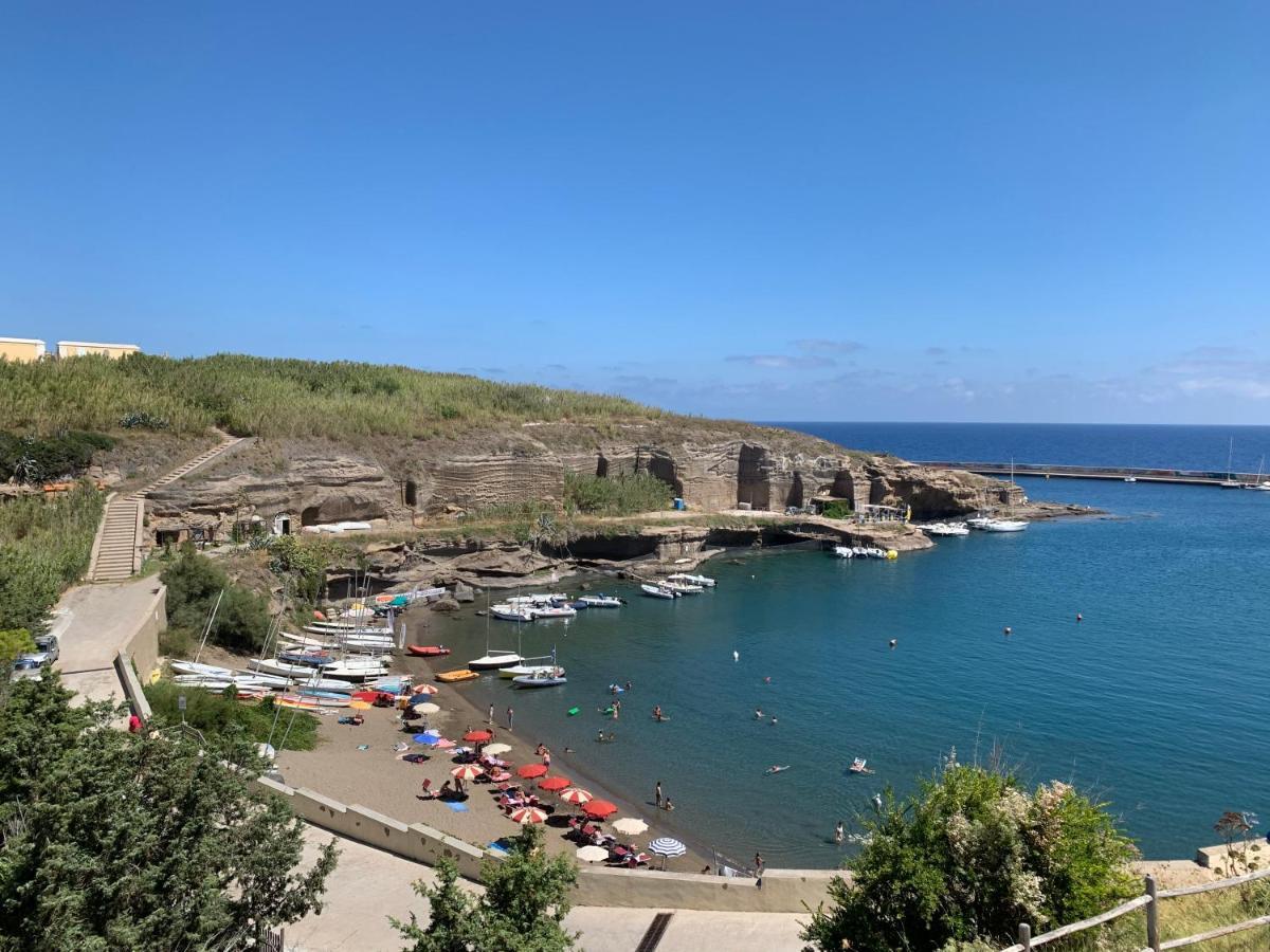 ונטוטנה Hotel Isolabella מראה חיצוני תמונה